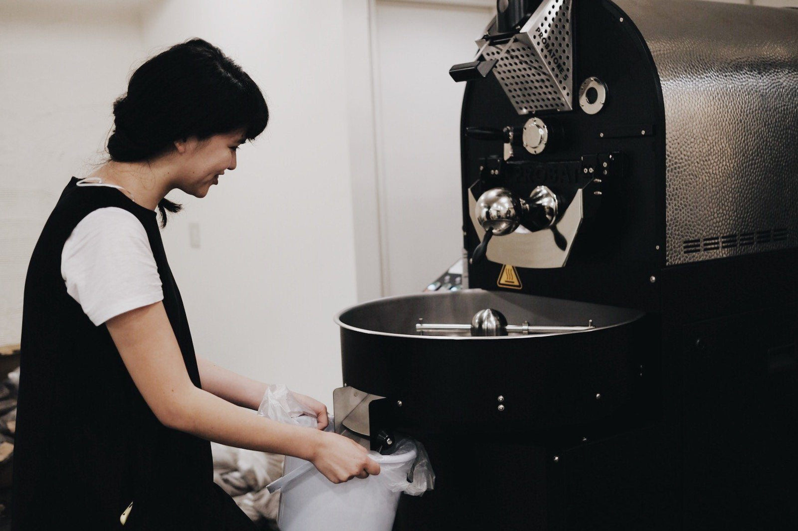 Kurasu joins "HOME", a shared roaster in Osaka, from HOOP
