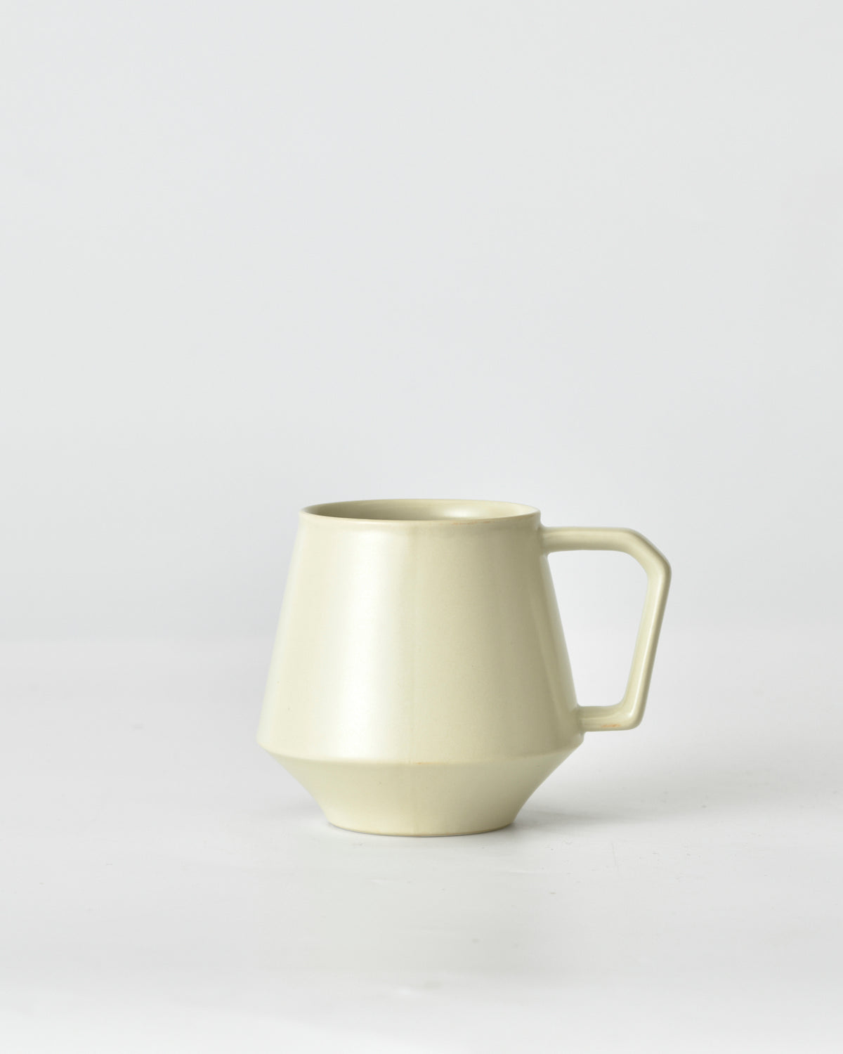39 Arita Mug